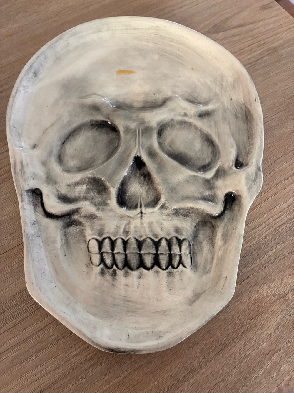 Vtg hand-painted 1980s Halloween Ceramic Skull Plate/Serving Platter